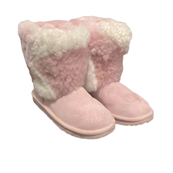 Uggs fur winter boots. Youth size 3 - Picture 1 of 4